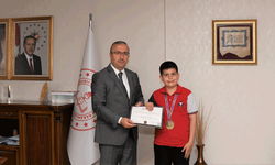 Eskişehirli öğrenci Einstein Bilim Olimpiyatları'nda altın madalya kazandı