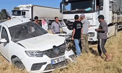 Gaziantep'te YKS yolunda feci kaza: 1'i ağır 2 öğrenci yaralandı