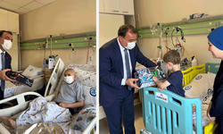 MHP’den çocuk onkoloji servisindeki miniklere moral ziyareti