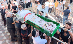 Otomobilde cansız bedeni bulunan genç kız Afyon'da toprağa verildi