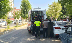 Adıyaman'da otomobilin çarptığı çocuk yaralandı
