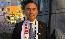 Başkan Dökmeci: “Vatanseverliğin siyasetle hiçbir alakası yoktur”