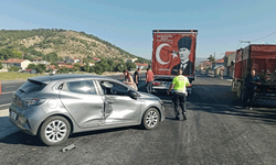 Bilecik’te kamyonet ile otomobil çarpıştı: 1 yaralı