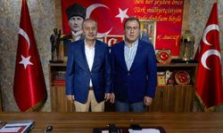 CHP’nin eski il başkanı Gölet’ten MHP İl Başkanı Sezer’e ziyaret