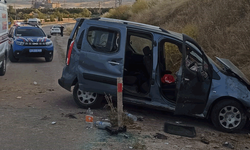 Elazığ'da sürücü direksiyon hakimiyetini kaybetti: 4 yaralı