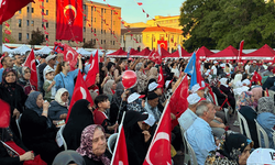 Eskişehir, 15 Temmuz şehitleri için meydanda