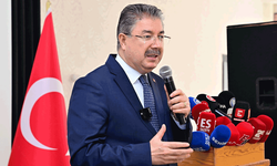 Eskişehir Valisi Yılmaz muhabirlerle ve kameramanlarla buluştu: “Yerel basın önemli bir güç!”