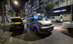 Eskişehir'de minibüs duran otomobile çarptı: 1'i çocuk 2 yaralı