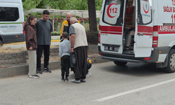 Eskişehir'de yaya geçidinde duramayan minibüs, anneanne ve torununa çarptı