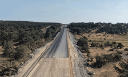 Haziran'da çökmüştü! Eskişehir-Sarıcakaya yolunda çalışmalar tam gaz sürüyor