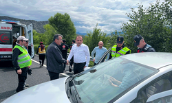 Kastamonu'da kontrolden çıkan otomobil demir bariyerlere çarptı: 5 yaralı