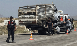 Konya'da kamyonetler çarpıştı: 2 yaralı