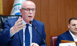 Kurt’tan mecliste sert yanıt: Kimseye yalakalık yapacak halim yok