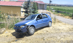 Sivas'ta sürücü direksiyon hakimiyetini kaybetti: 4 yaralı