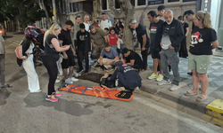 Tek teker giden çocuklar trafiği karıştırdı: Motosiklet sürücüsü hastanelik oldu