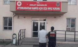 Afyon'da jandarma çeşitli suçlardan aranan 28 kişiyi yakaladı