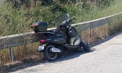 Antalya'da hafif ticari araç ile motosikletin çarpıştı: 1 yaralı