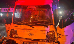 Eskişehir yolunda yolcu otobüsü ile kamyonet çarpıştı: 1 ölü