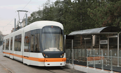 Eskişehir'de trafik kazası tramvay seferlerini aksattı