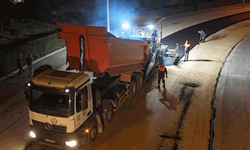 Eskişehir’de ulaşım için gece mesaisi: Nilüfer Caddesi’nde asfalt çalışması yapıldı