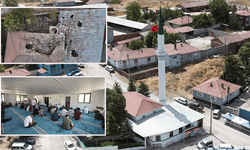 Eskişehir’de yıldırım düşmesi sonucu ağır hasar alan cami el birliği ile onarılıp ibadete açıldı