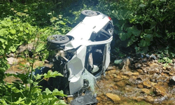 Giresun’da otomobil dereye devrildi: 6 yaralı