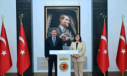 Moğolistan Büyükelçisi Ochin Eskişehir'de