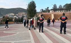 Bilecik’te okul çevrelerinde sıkı denetim: 397 şahıs kontrol edildi