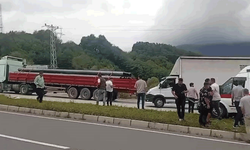 Düzce’de ambulans tıra arkadan çarptı 1 kişi yaralı