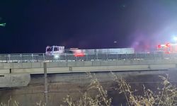 Eskişehir yolunda seyir halindeki tır alevlere teslim oldu