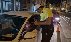 Eskişehir’de 25 polis ekibinin katılımı ile asayiş ve trafik uygulaması