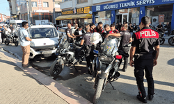 Eskişehir'de hafif ticari aracın çarptığı motosikletli polis yaralandı