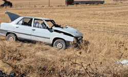 Eskişehir'de iki otomobilin karıştığı kazada 5 kişi yaralandı