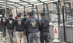 Eskişehir’deki yasa dışı bahis soruşturmasında 2 tutuklama, 4 isim adliyeye sevk edildi