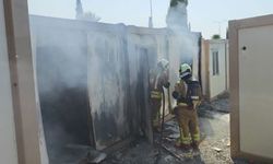 Hatay’da yanan konteyner kullanılmaz hale geldi