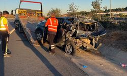 İstanbul Kuzey Marmara Otoyolu’nda seyir halindeki tır, hafif ticari araca çarptı: 6 yaralı
