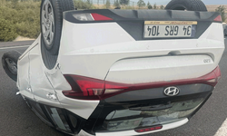 Sivrihisar'da kaza: Takla atan otomobilden yara almadan çıktılar