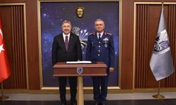 Vali Yılmaz’dan Hava Orgeneral Erdoğan Gür’e ziyaret