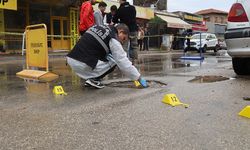 Adana'da tekel bayisine silahlı saldırı