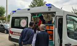 Adıyaman'da okul önünde motosikletin çarptığı öğrenci yaralandı