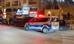 Bilecik'te kız arkadaşına sarılan şahsı bıçaklayan kişi olay yerinden kaçtı