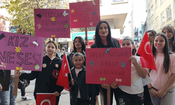 Bilge Doğan’dan kız çocukları için çağrı:“Haklarını güvence altına alın!”