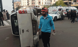 Bingöl’de otomobil ile pikap çarpıştı: 2 yaralı