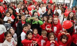 Cumhuriyet coşkusu anneler ve çocuklarla Alaaddin Parkı'na taşındı