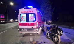 Eskişehir Çevre Yolu'nda motosiklet otomobile arkadan çarptı