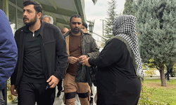 Eskişehir'de Cuma namazı çıkışında çöp poşeti ile dilendi