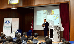 Eskişehir'de  mezun olduğu okulda öğrencilerle buluştu