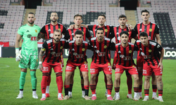 Eskişehirspor Etimesgut karşısında 1 puanı son anda aldı