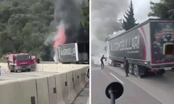 Hatay'da seyir halindeki tır alevlere teslim oldu