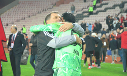 Kaan Çinkaya, Eskişehirspor kalesinde güven verdi